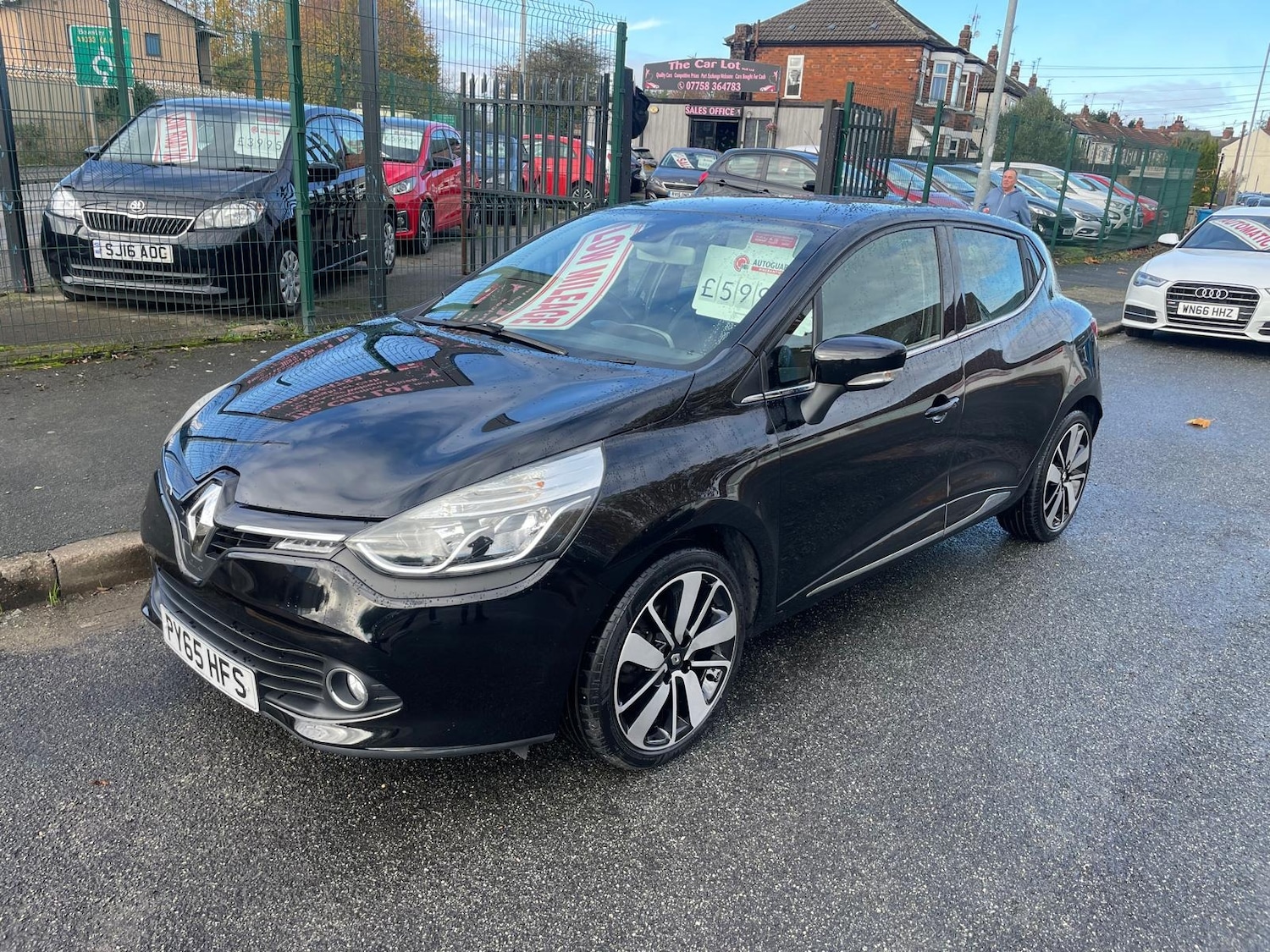 Used Renault Clio 2015 for sale - 76519662: Photo 1