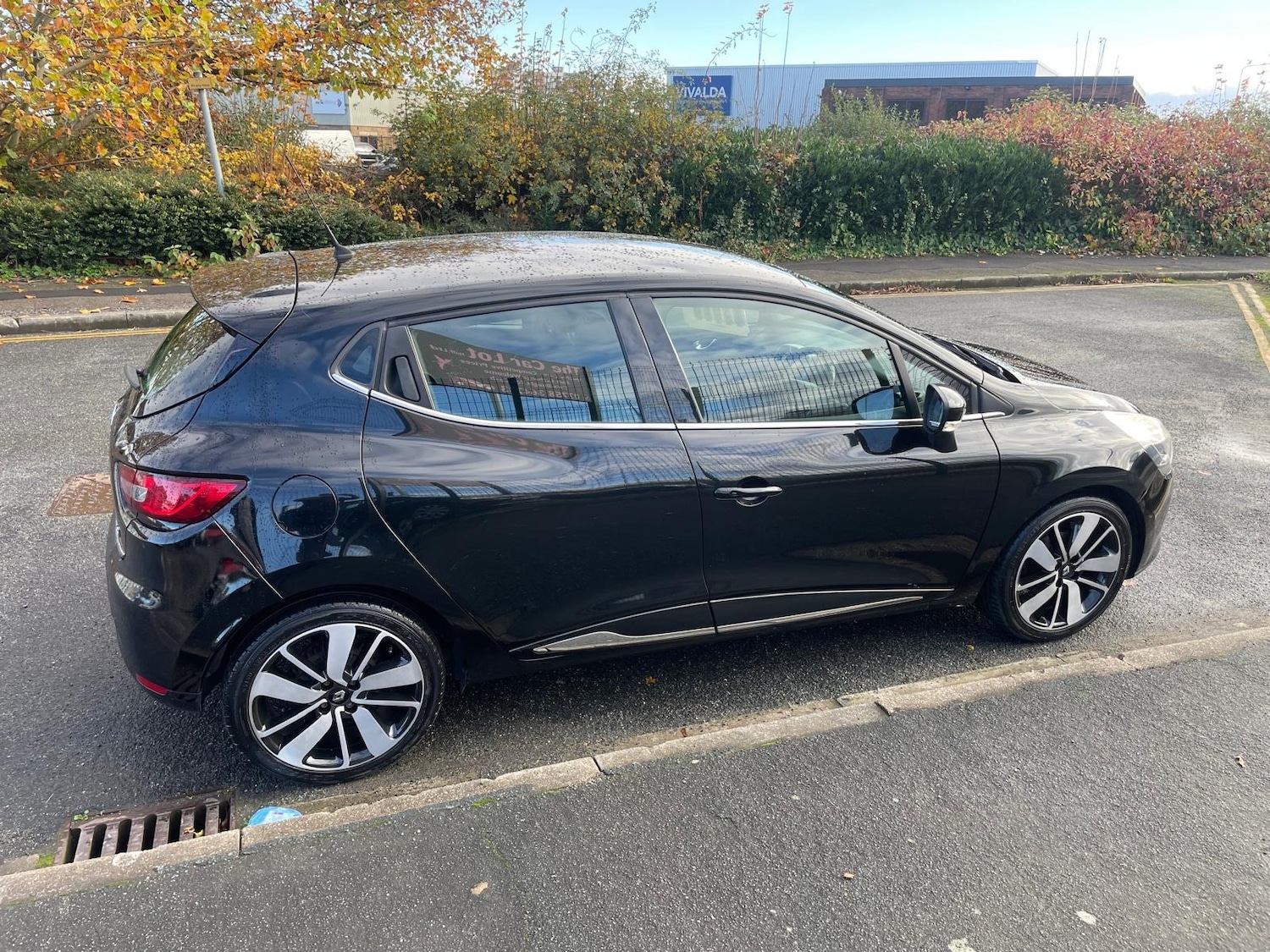 Used Renault Clio 2015 for sale - 76519662: Photo 16