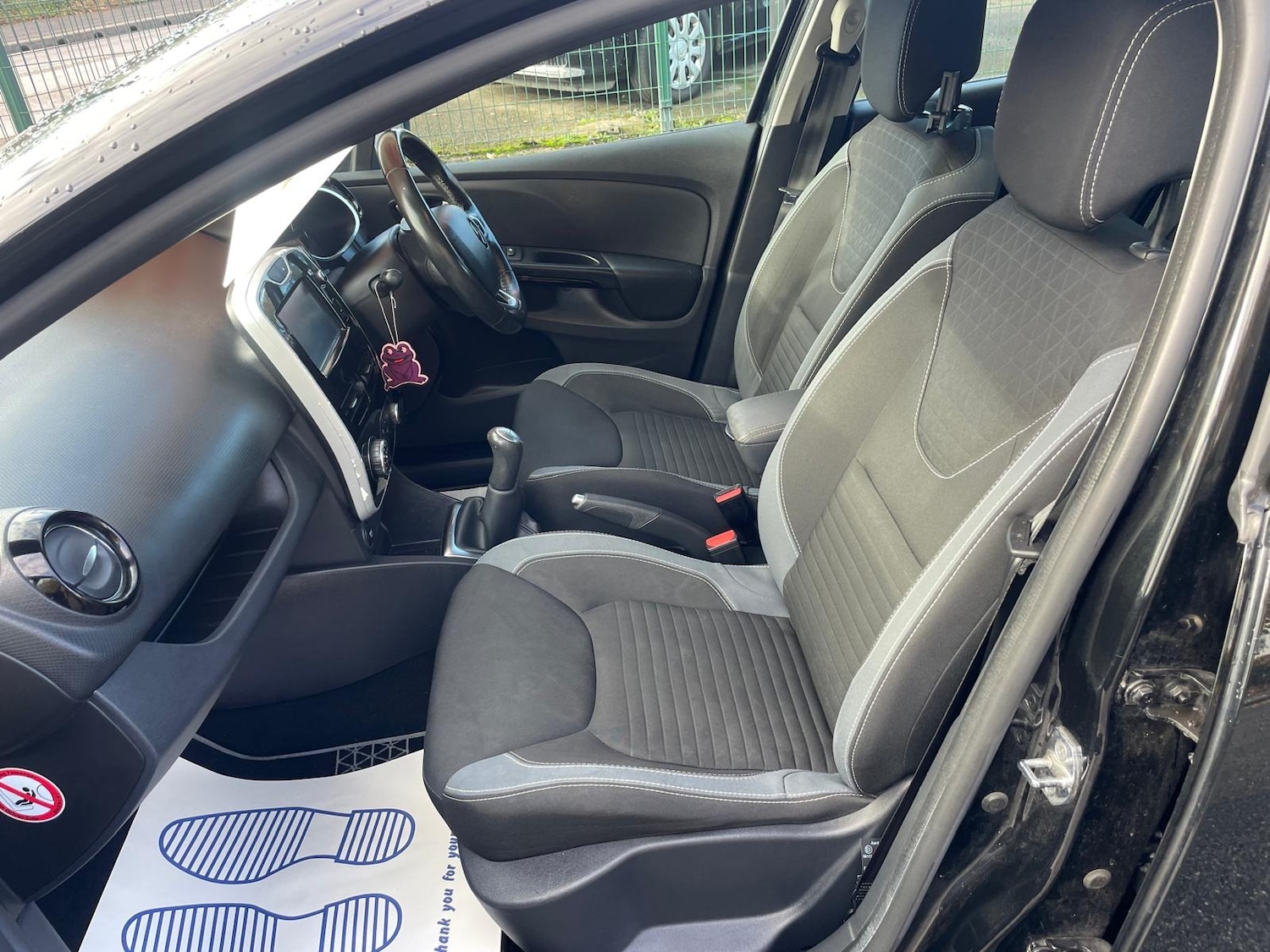 Used Renault Clio 2015 for sale - 76519662: Photo 20