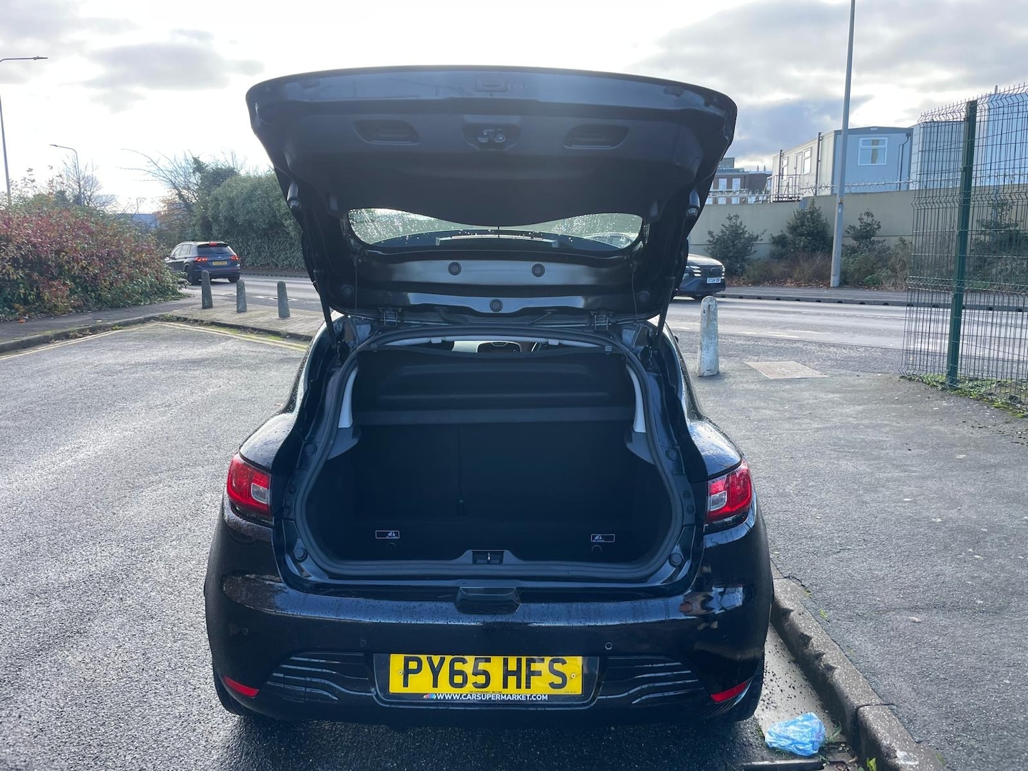 Used Renault Clio 2015 for sale - 76519662: Photo 24