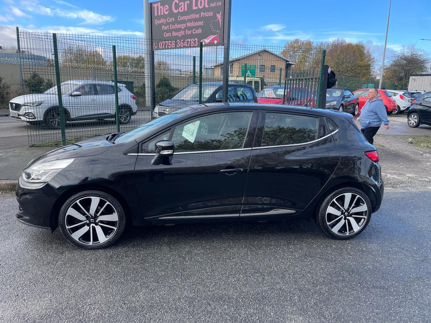Used Renault Clio 2015 for sale - 76519662: Photo 3