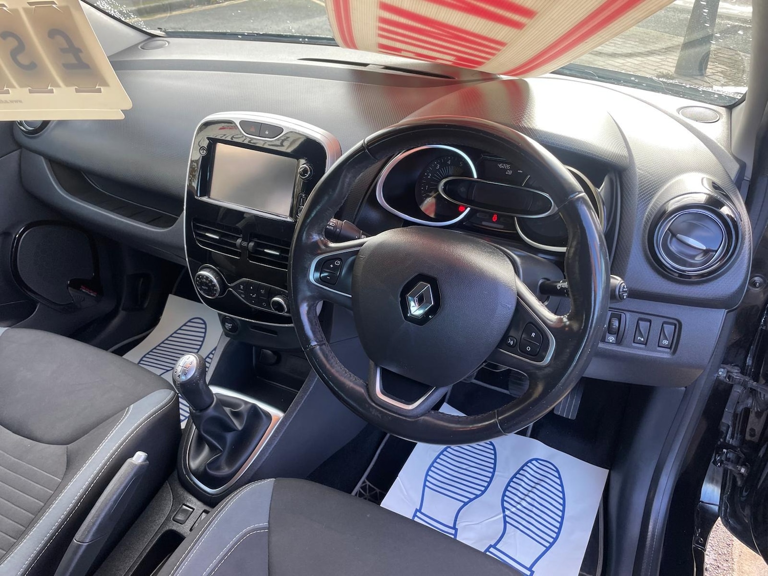 Used Renault Clio 2015 for sale - 76519662: Photo 7