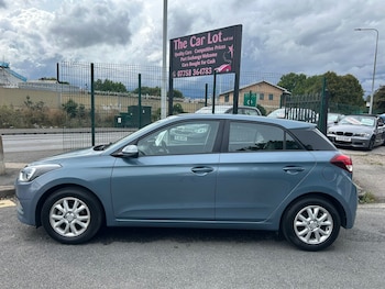 Used Hyundai i20 2018 for sale - 75774740: Photo