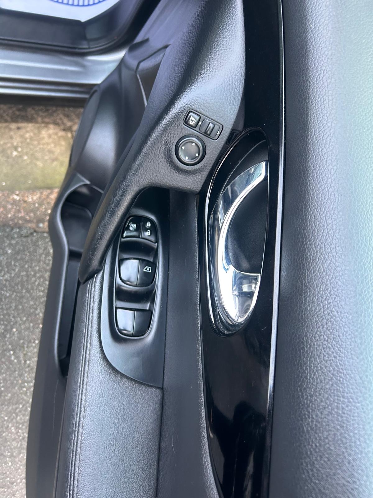 Used Nissan Qashqai 2015 for sale - 77136156: Photo 19