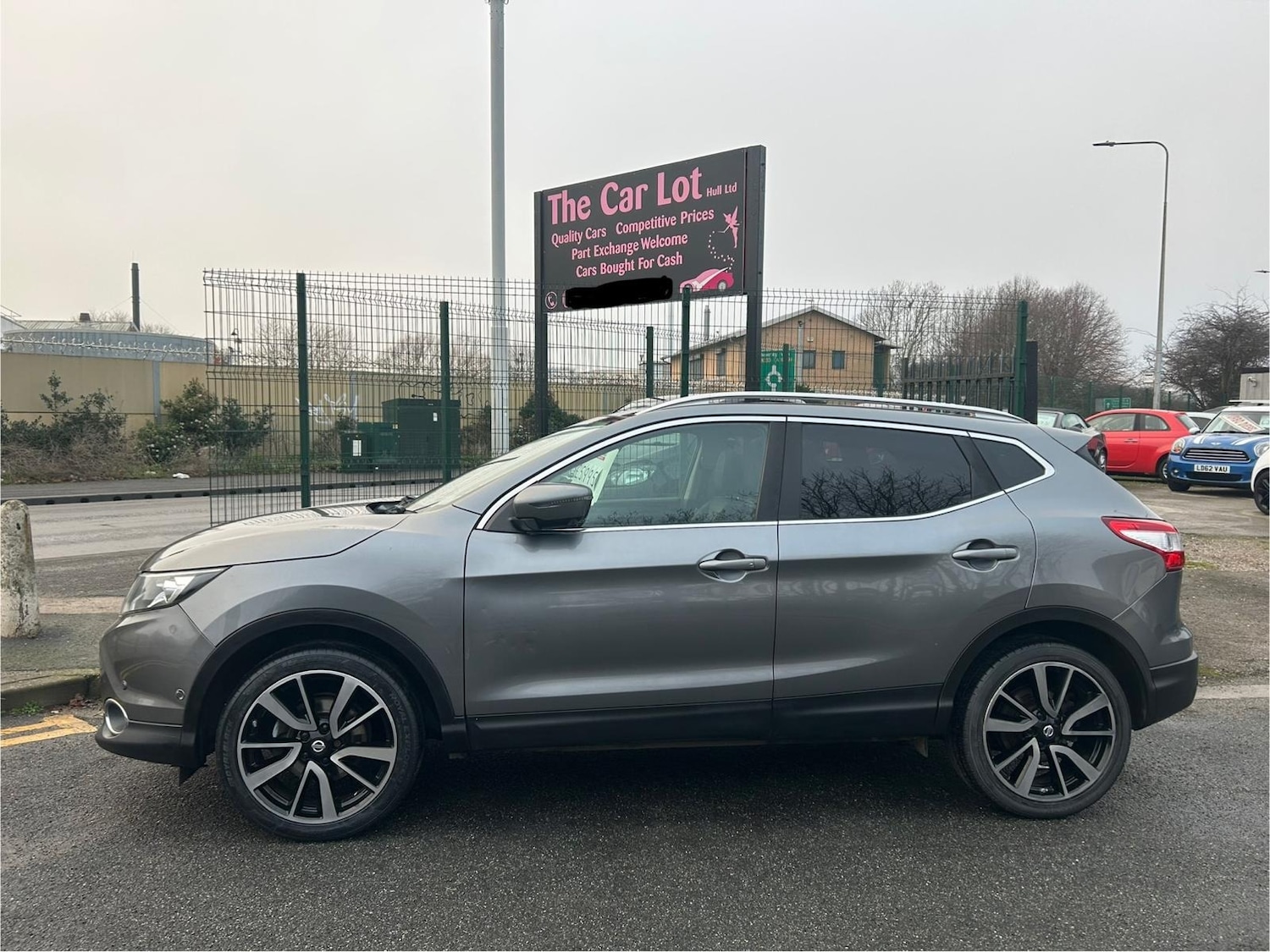 Used Nissan Qashqai 2015 for sale - 77136156: Photo 3
