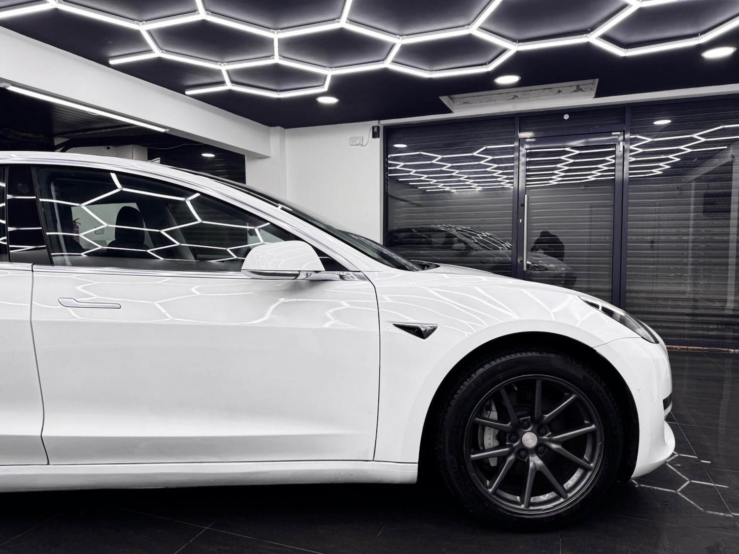 Used Tesla Model 3 2020 for sale - 77909848: Photo 10