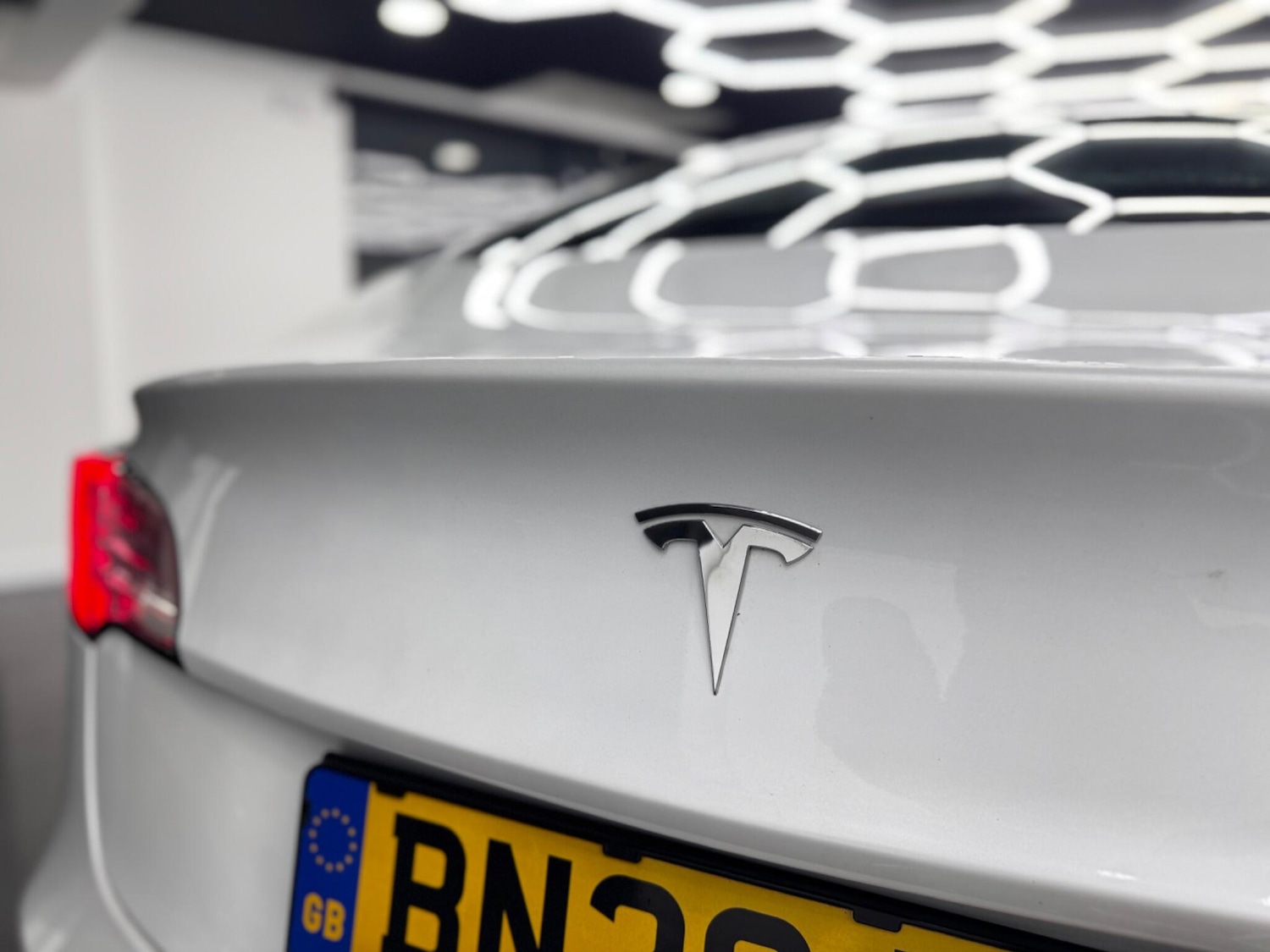 Used Tesla Model 3 2020 for sale - 77909848: Photo 18