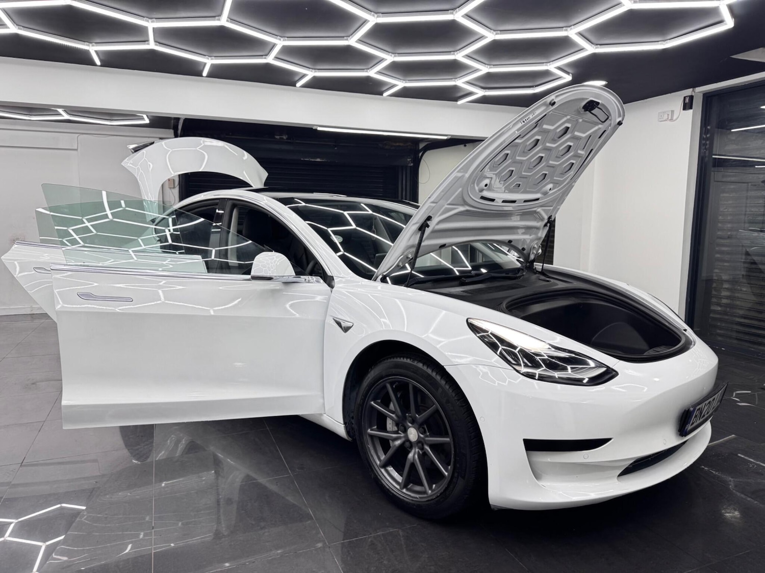 Used Tesla Model 3 2020 for sale - 77909848: Photo 19