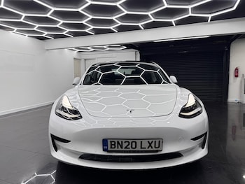 Used Tesla Model 3 2020 for sale - 77909848: Photo