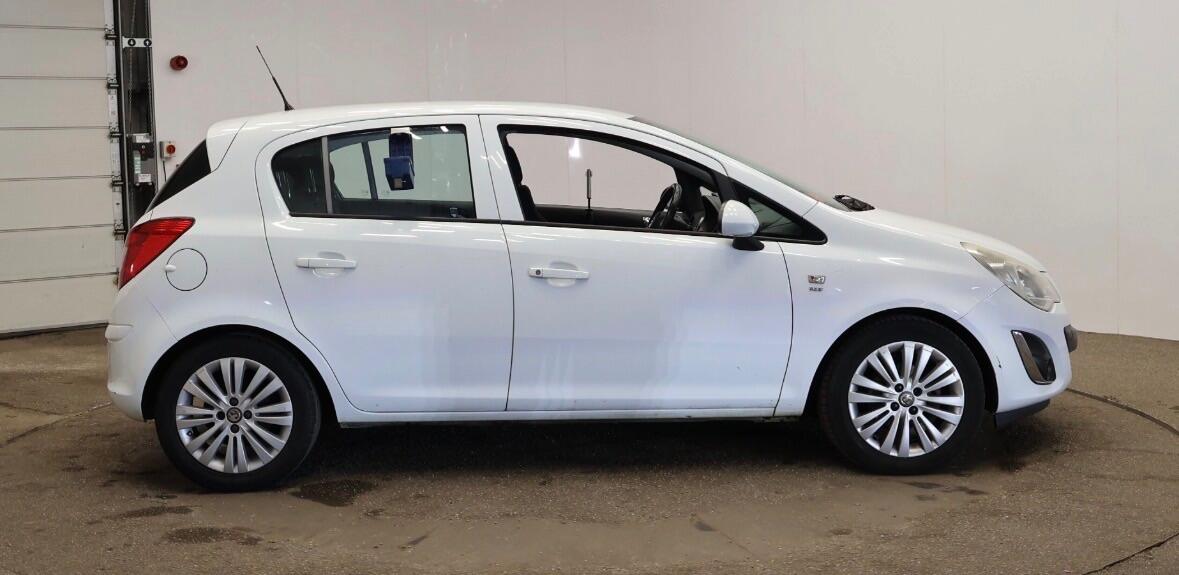Used Vauxhall Corsa 2013 for sale - 77957482: Photo 6