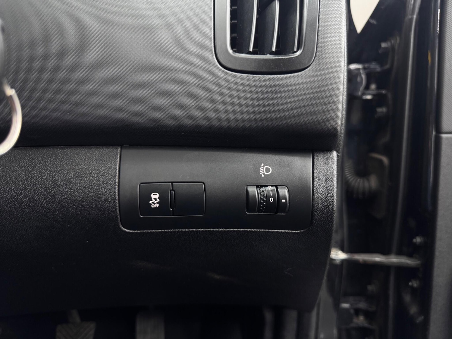 Used Kia Ceed 2011 for sale - 77940601: Photo 11