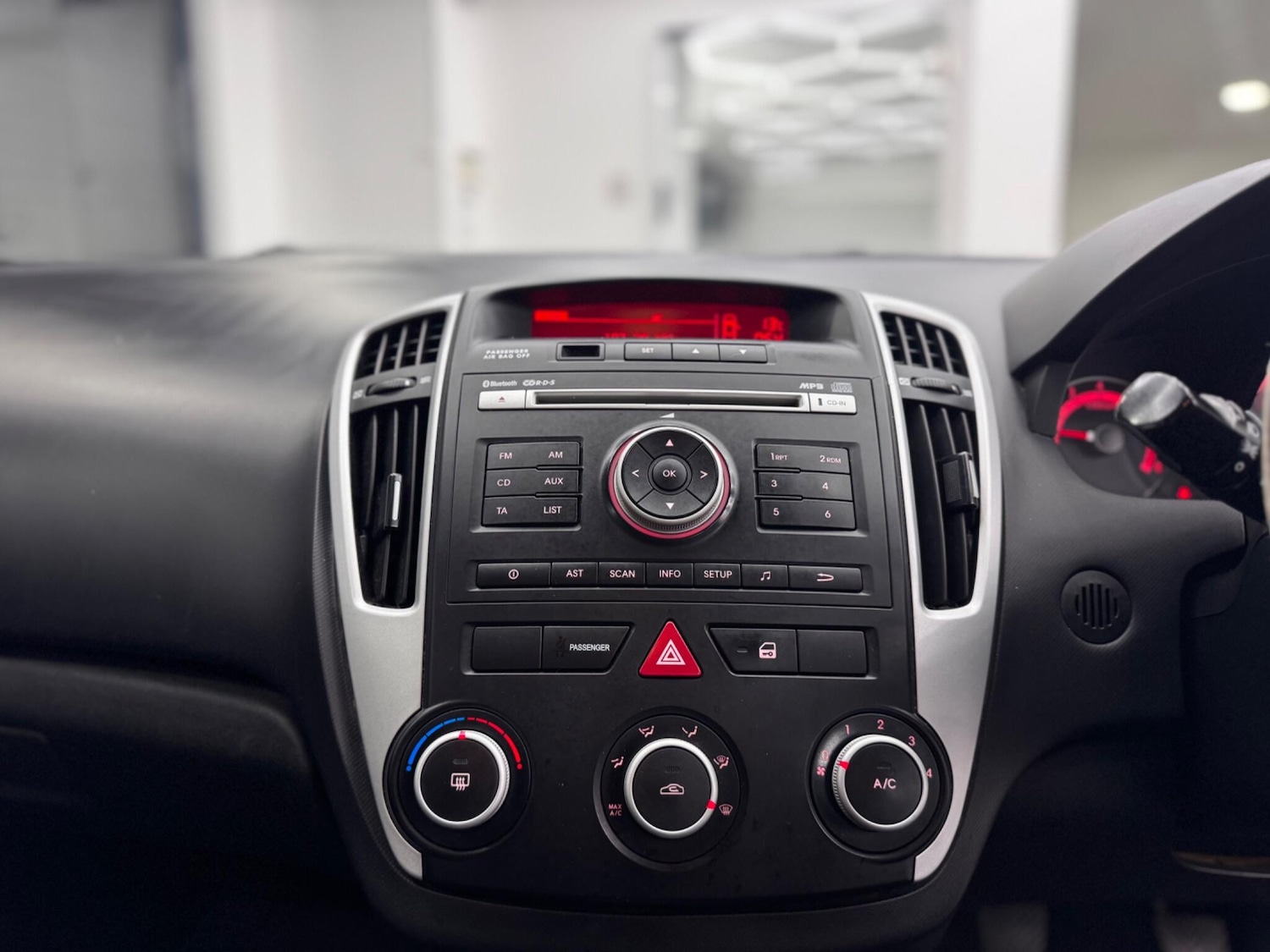 Used Kia Ceed 2011 for sale - 77940601: Photo 14