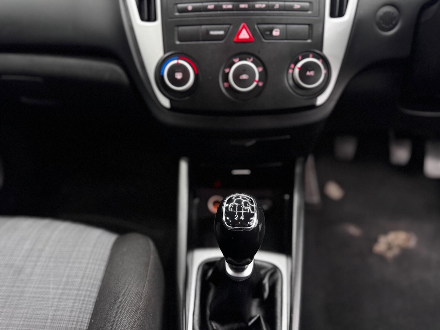 Used Kia Ceed 2011 for sale - 77940601: Photo 15