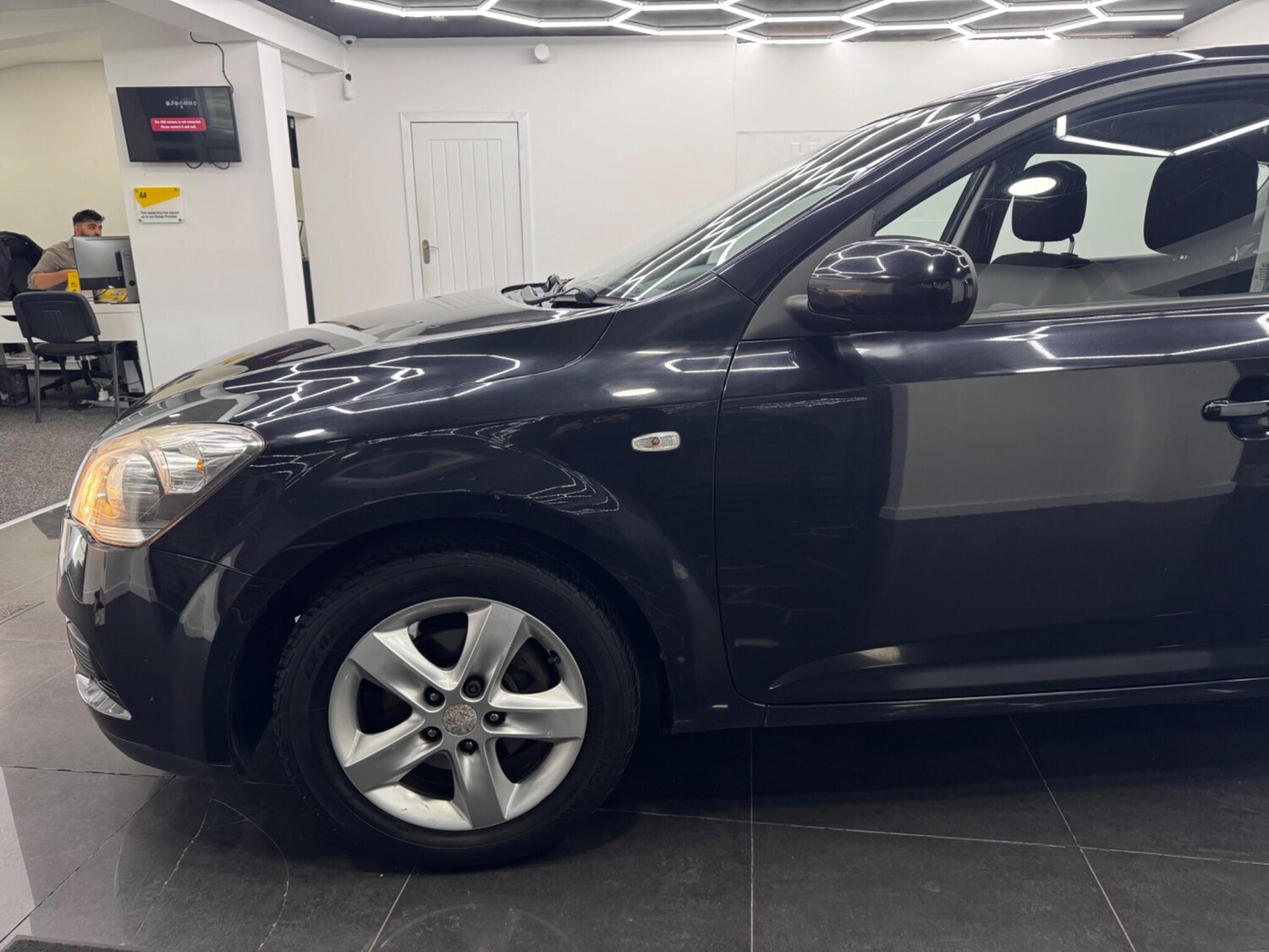 Used Kia Ceed 2011 for sale - 77940601: Photo 26