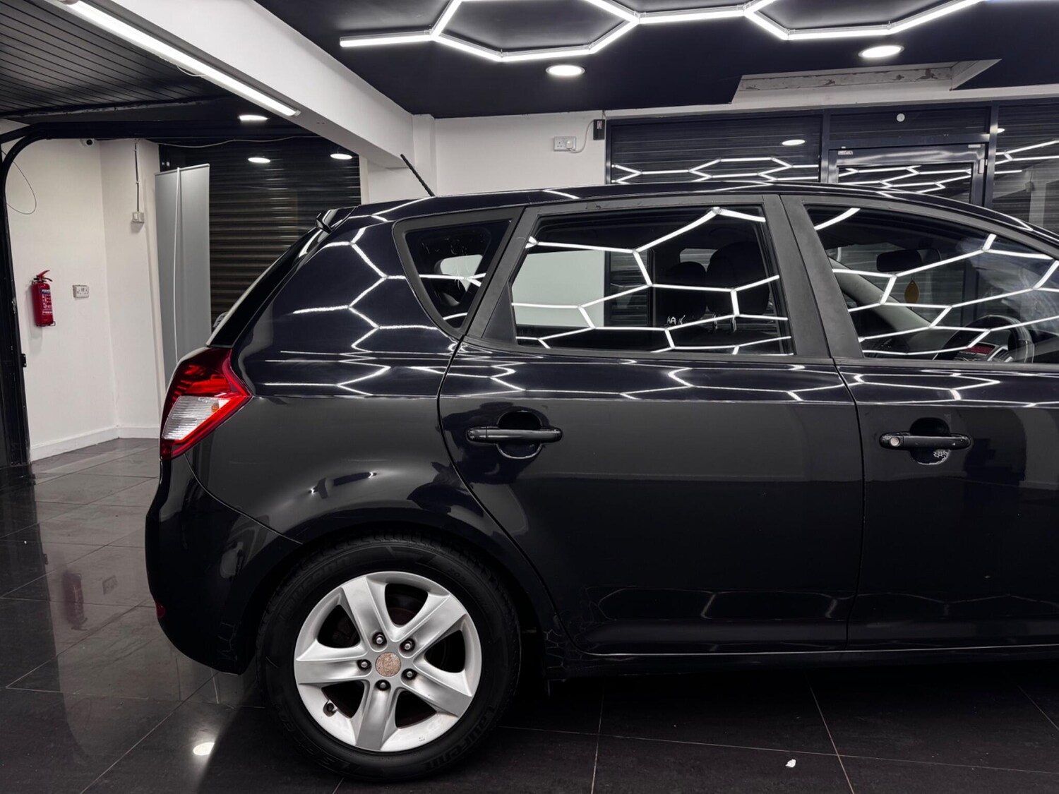 Used Kia Ceed 2011 for sale - 77940601: Photo 28