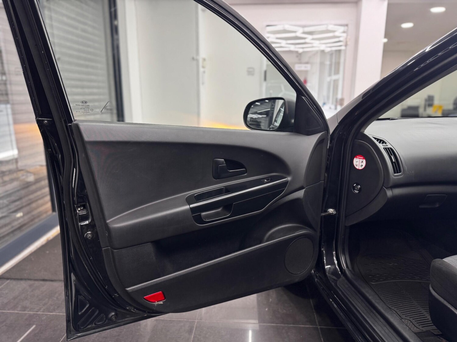 Used Kia Ceed 2011 for sale - 77940601: Photo 29