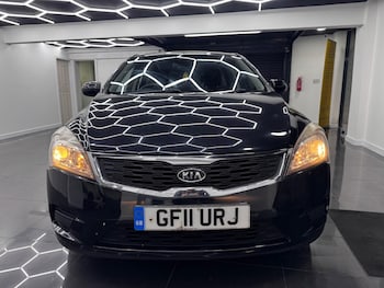 Used Kia Ceed 2011 for sale - 77940601: Photo