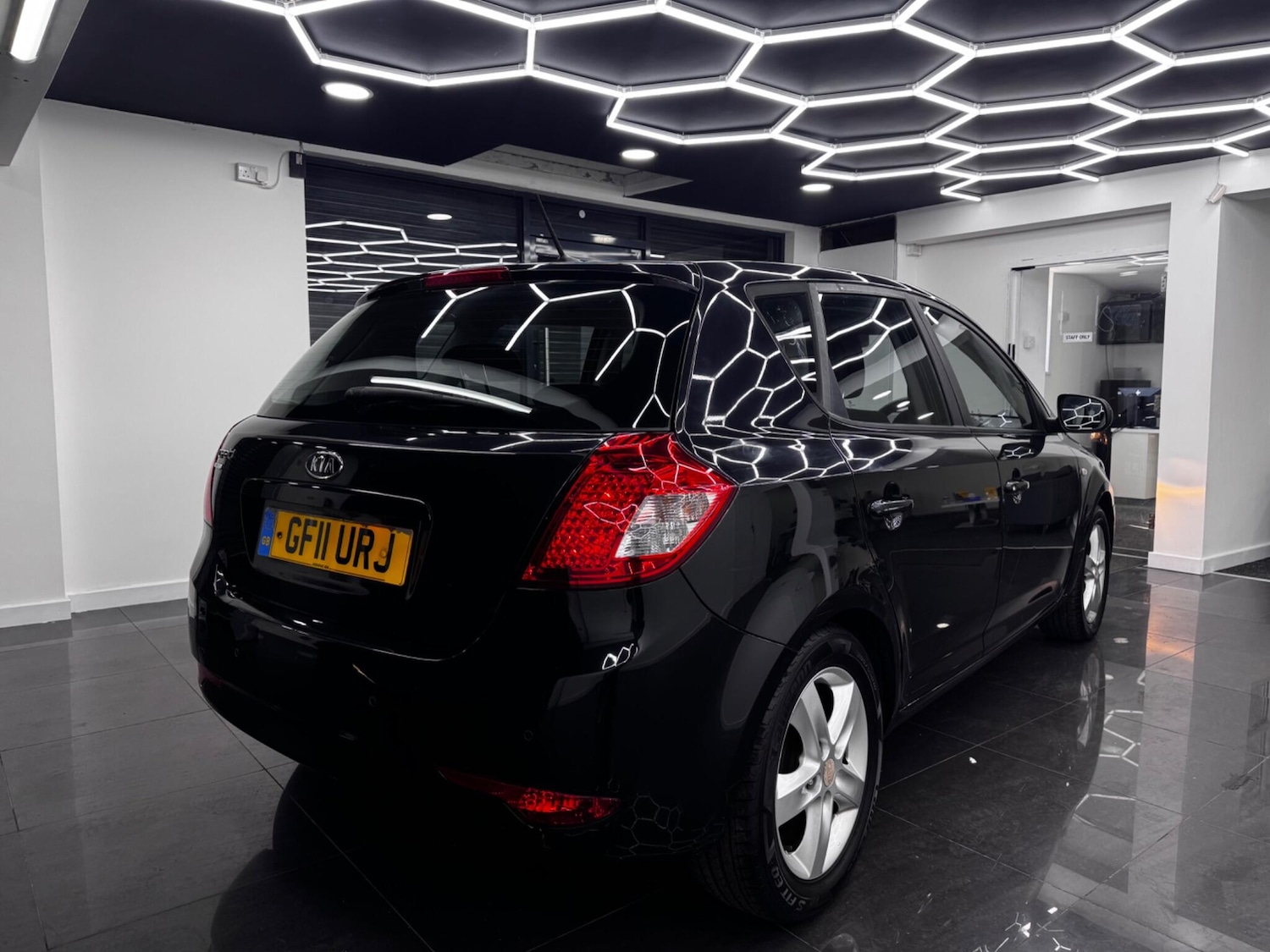 Used Kia Ceed 2011 for sale - 77940601: Photo 7