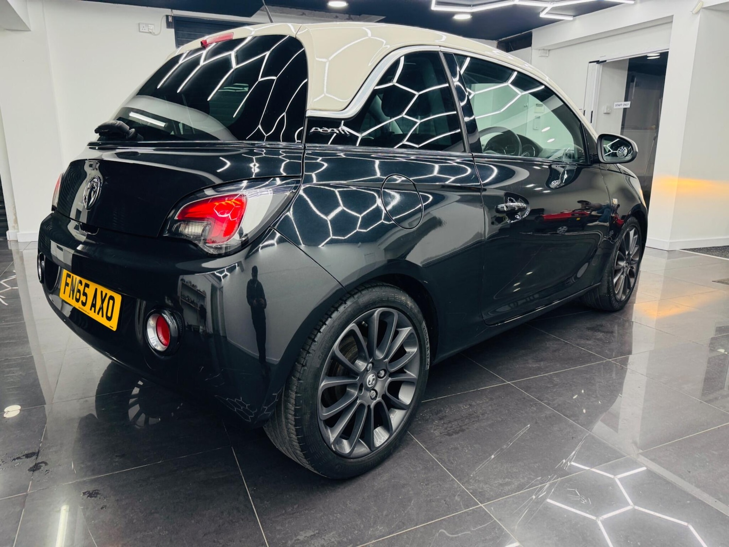 Used Vauxhall ADAM 2015 for sale - 77831683: Photo 10