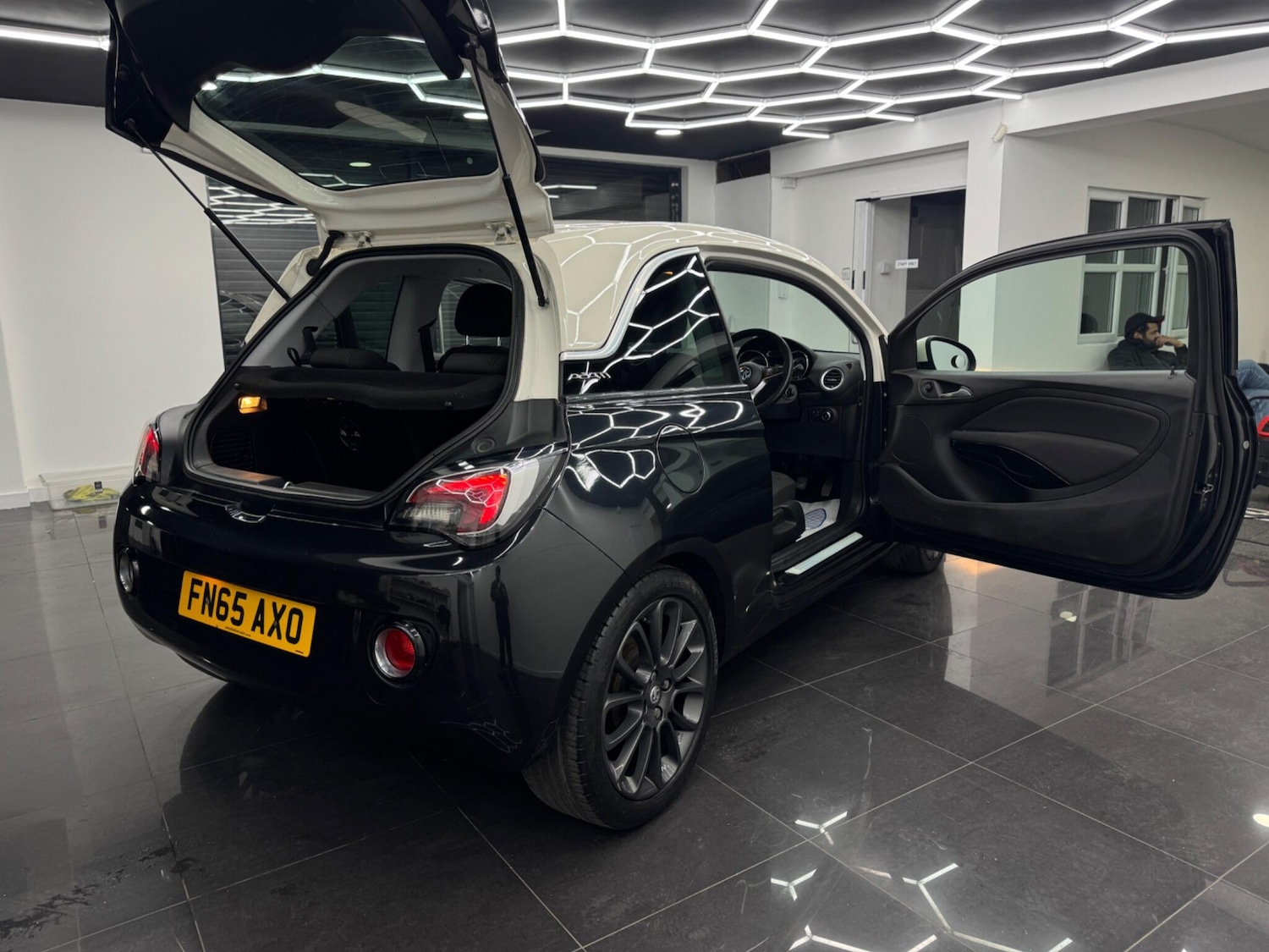 Used Vauxhall ADAM 2015 for sale - 77831683: Photo 11