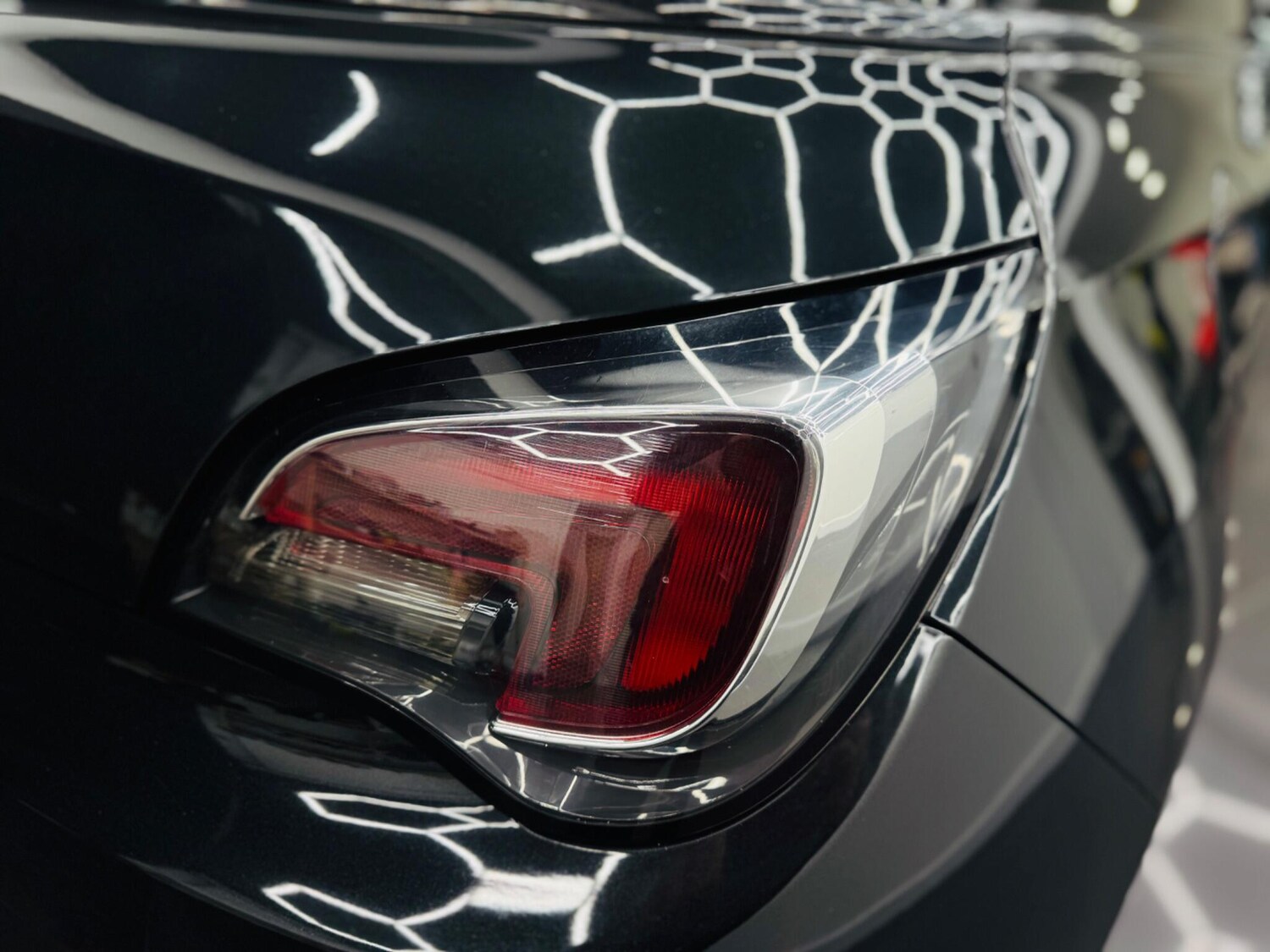 Used Vauxhall ADAM 2015 for sale - 77831683: Photo 30