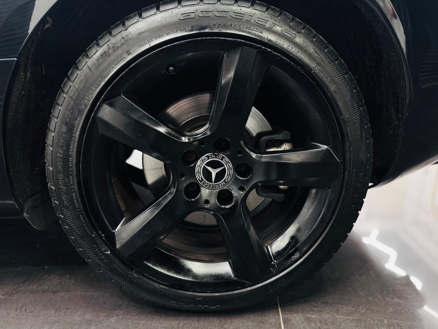 Used Mercedes-Benz SLK 2011 for sale - 77831680: Photo 30