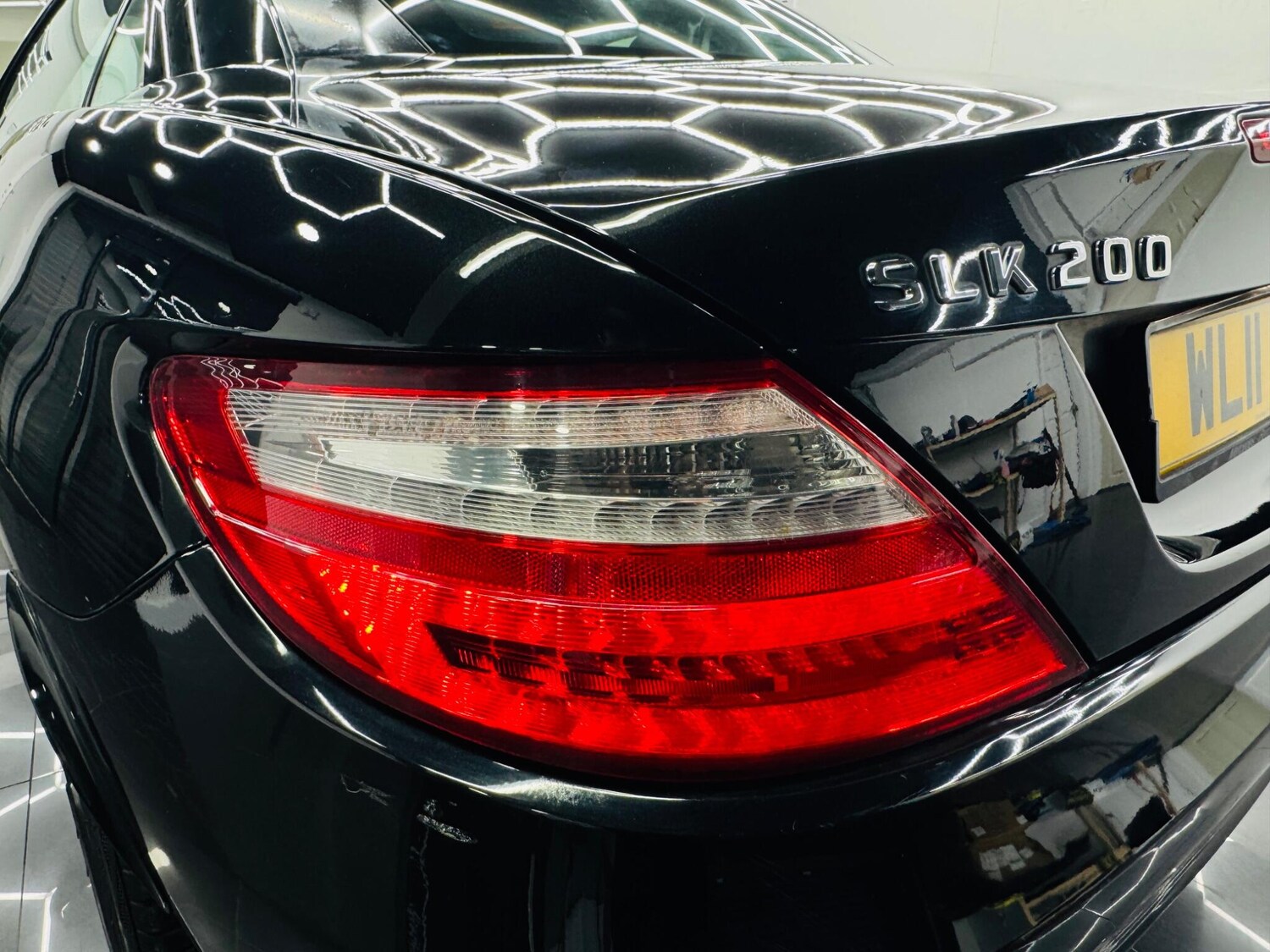 Used Mercedes-Benz SLK 2011 for sale - 77831680: Photo 41