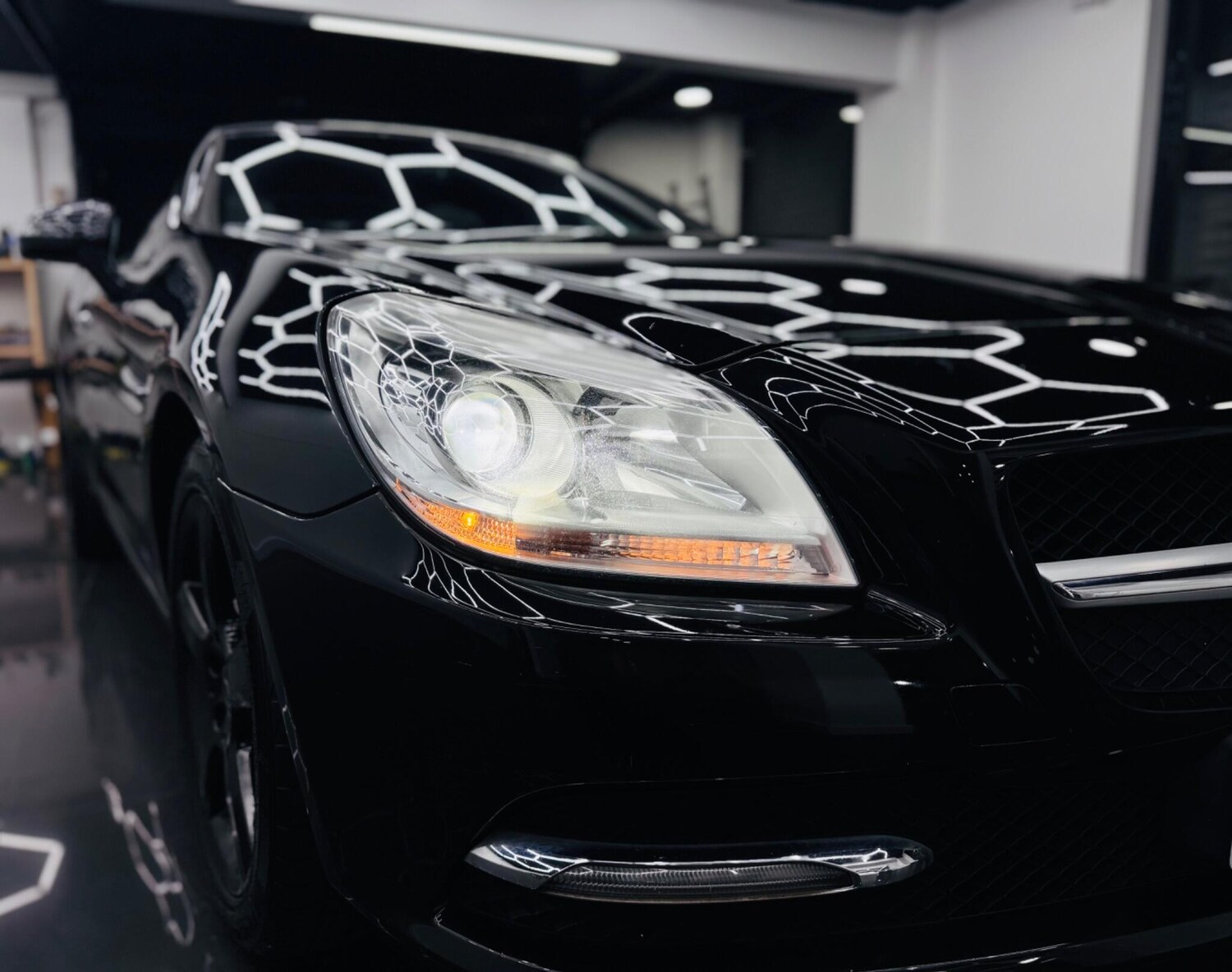 Used Mercedes-Benz SLK 2011 for sale - 77831680: Photo 43