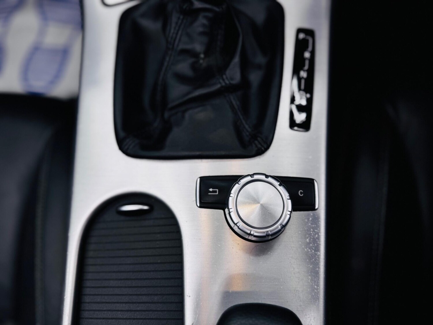 Used Mercedes-Benz SLK 2011 for sale - 77831680: Photo 52