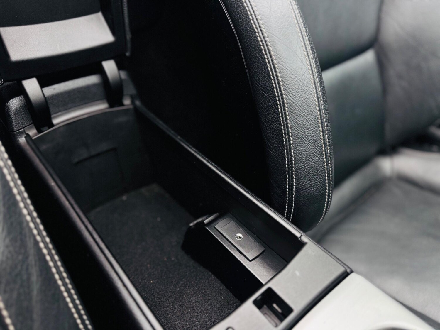 Used Mercedes-Benz SLK 2011 for sale - 77831680: Photo 53