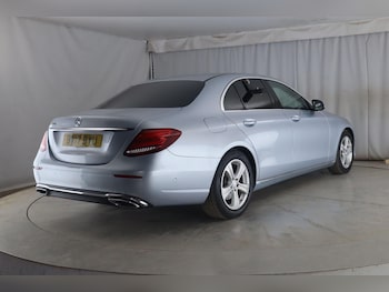 Used Mercedes-Benz E Class 2017 for sale - 79508558: Photo