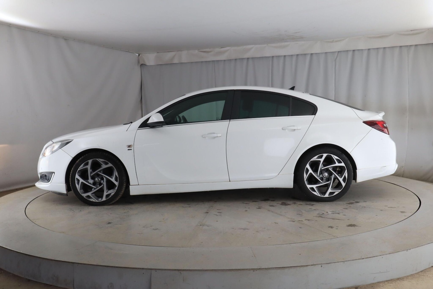 Used Vauxhall Insignia for sale - 77978498: Photo 2