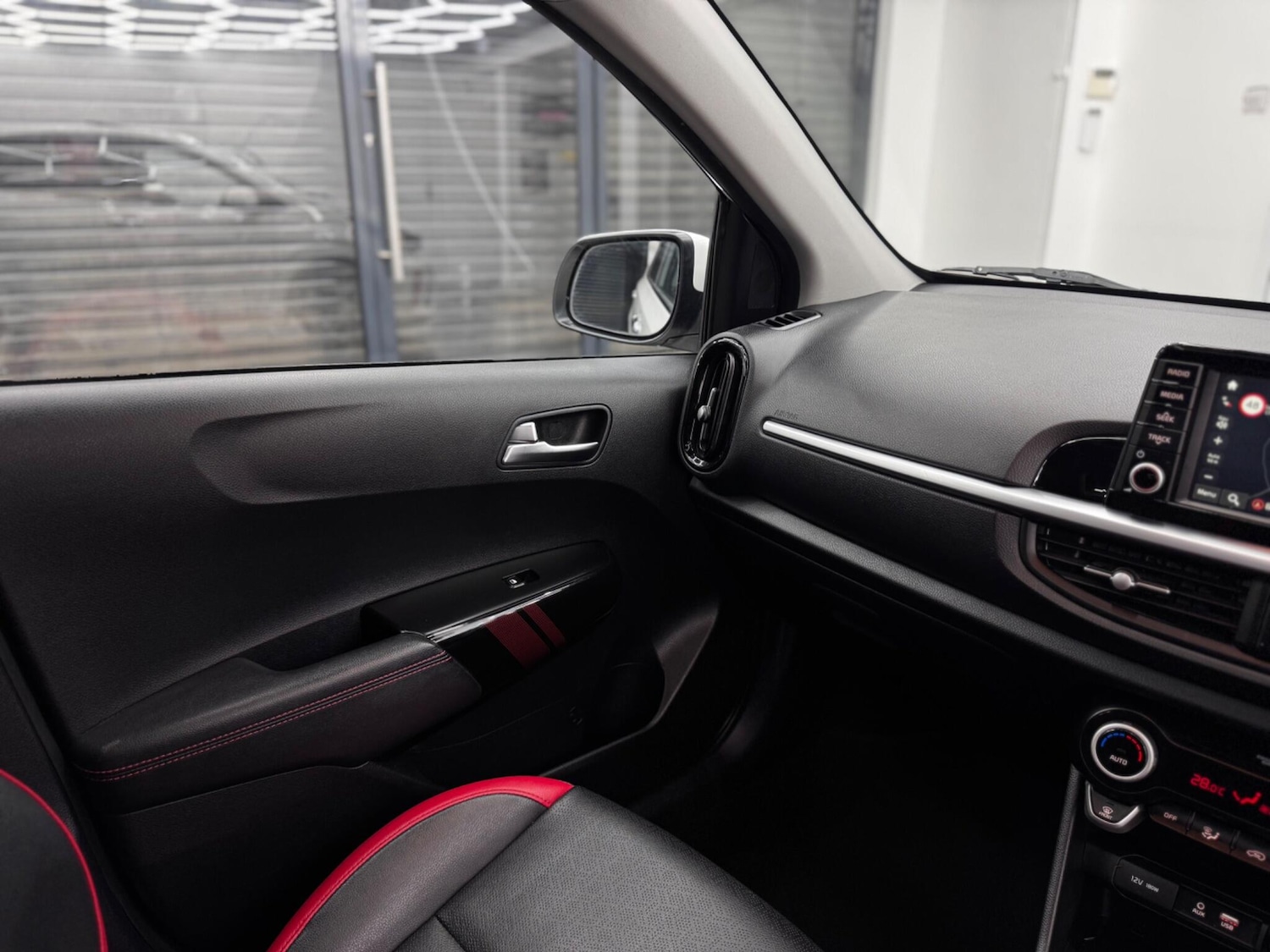 Used Kia Picanto 2018 for sale - 78085967: Photo 21