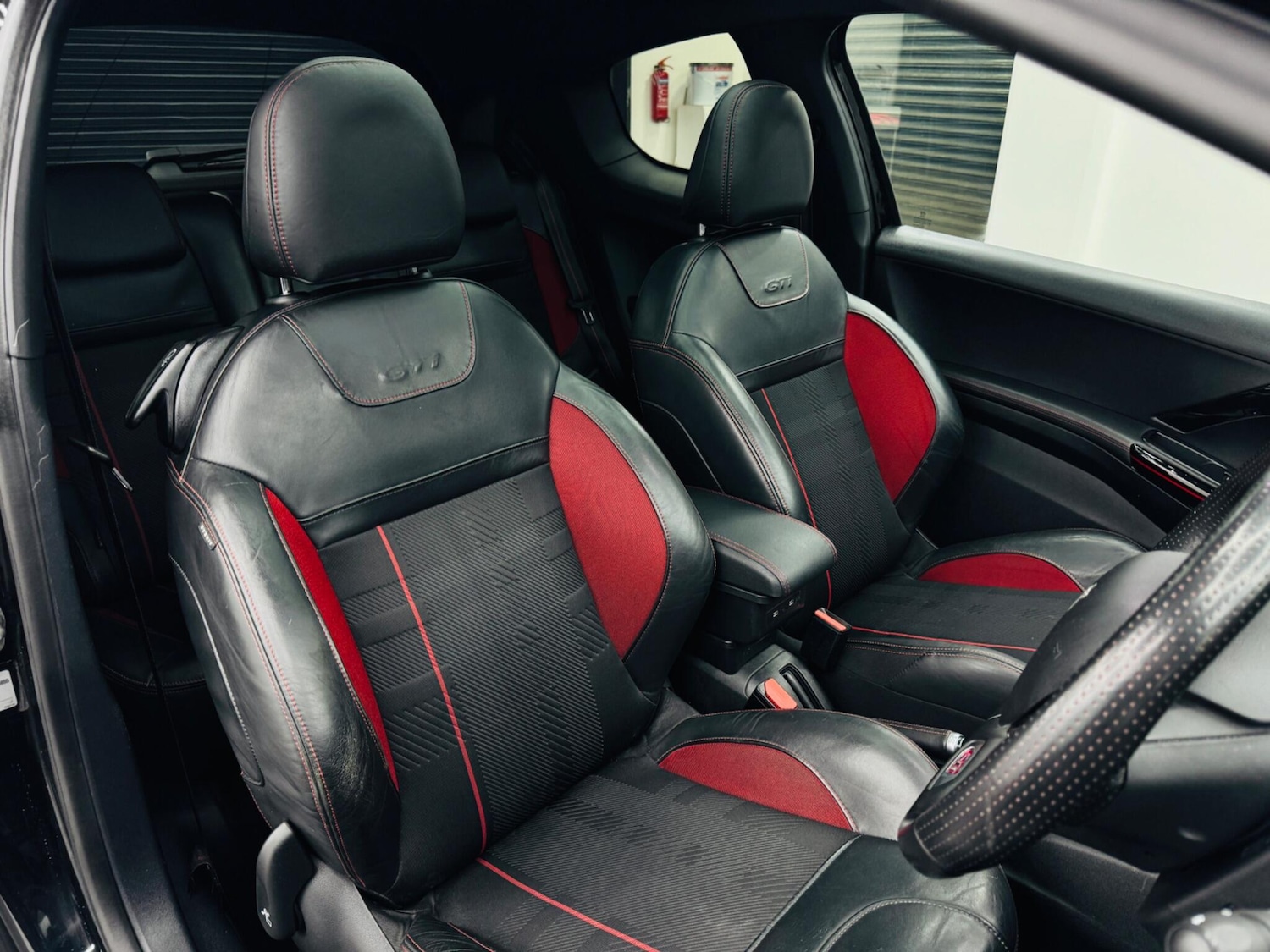 Used Peugeot 208 2017 for sale - 77831678: Photo 29