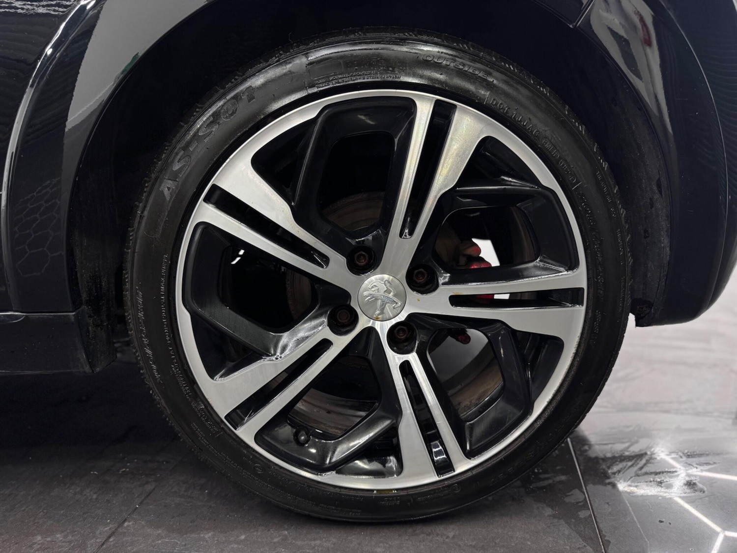 Used Peugeot 208 2017 for sale - 77831678: Photo 40