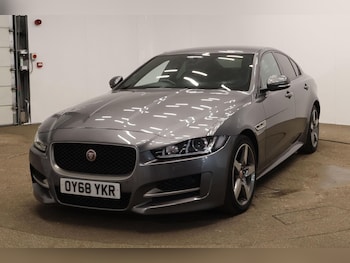 Used Jaguar XE 2018 for sale - 78854358: Photo