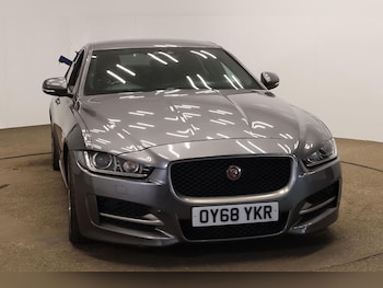 Used Jaguar XE 2018 for sale - 78854358: Photo