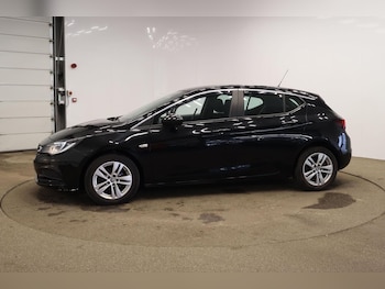 Used Vauxhall Astra 2018 for sale - 78586877: Photo