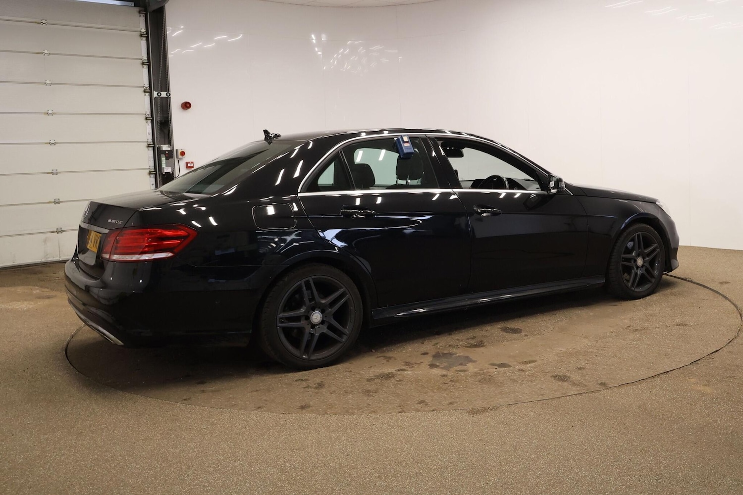 Used Mercedes-Benz E Class for sale - 78116076: Photo 5