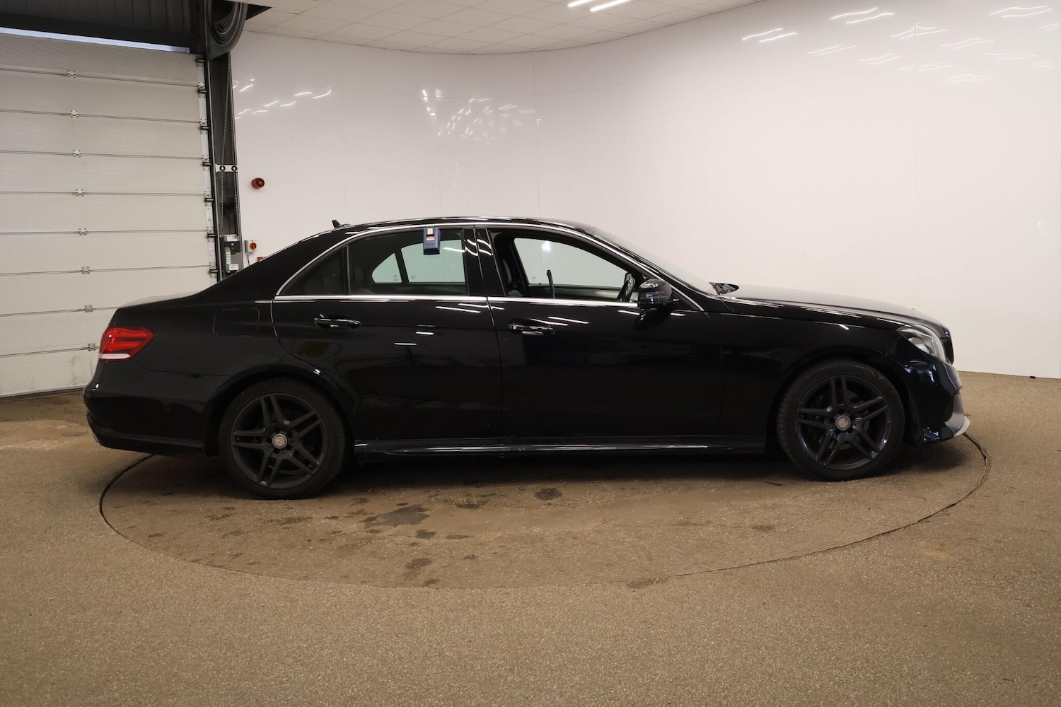 Used Mercedes-Benz E Class for sale - 78116076: Photo 7