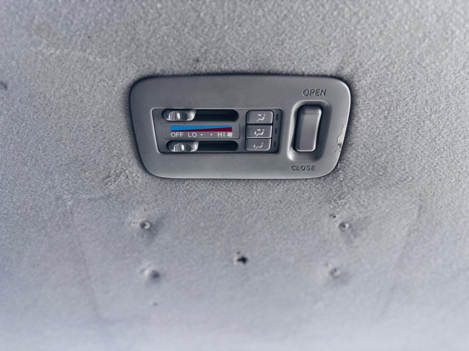 Used Toyota Previa 2011 for sale - 77831685: Photo 21