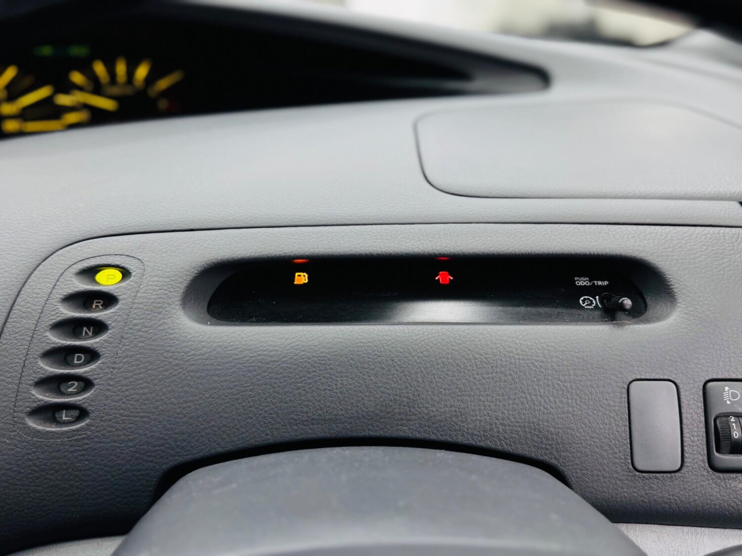 Used Toyota Previa 2011 for sale - 77831685: Photo 26