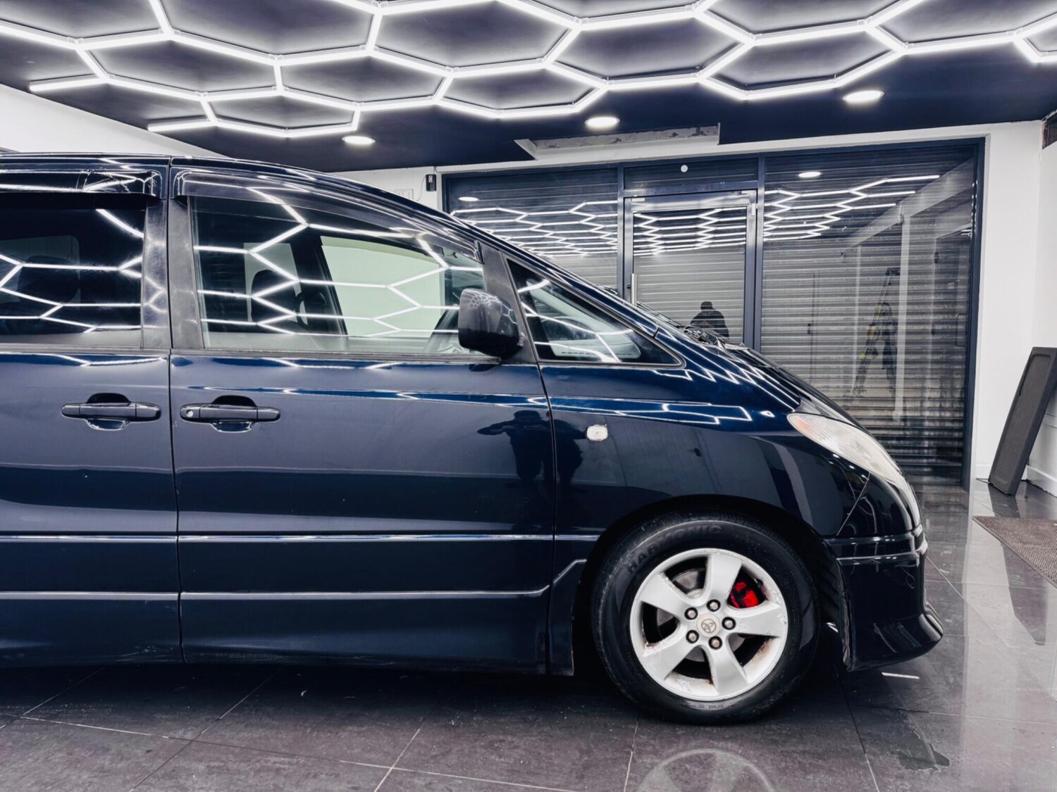 Used Toyota Previa 2011 for sale - 77831685: Photo 6