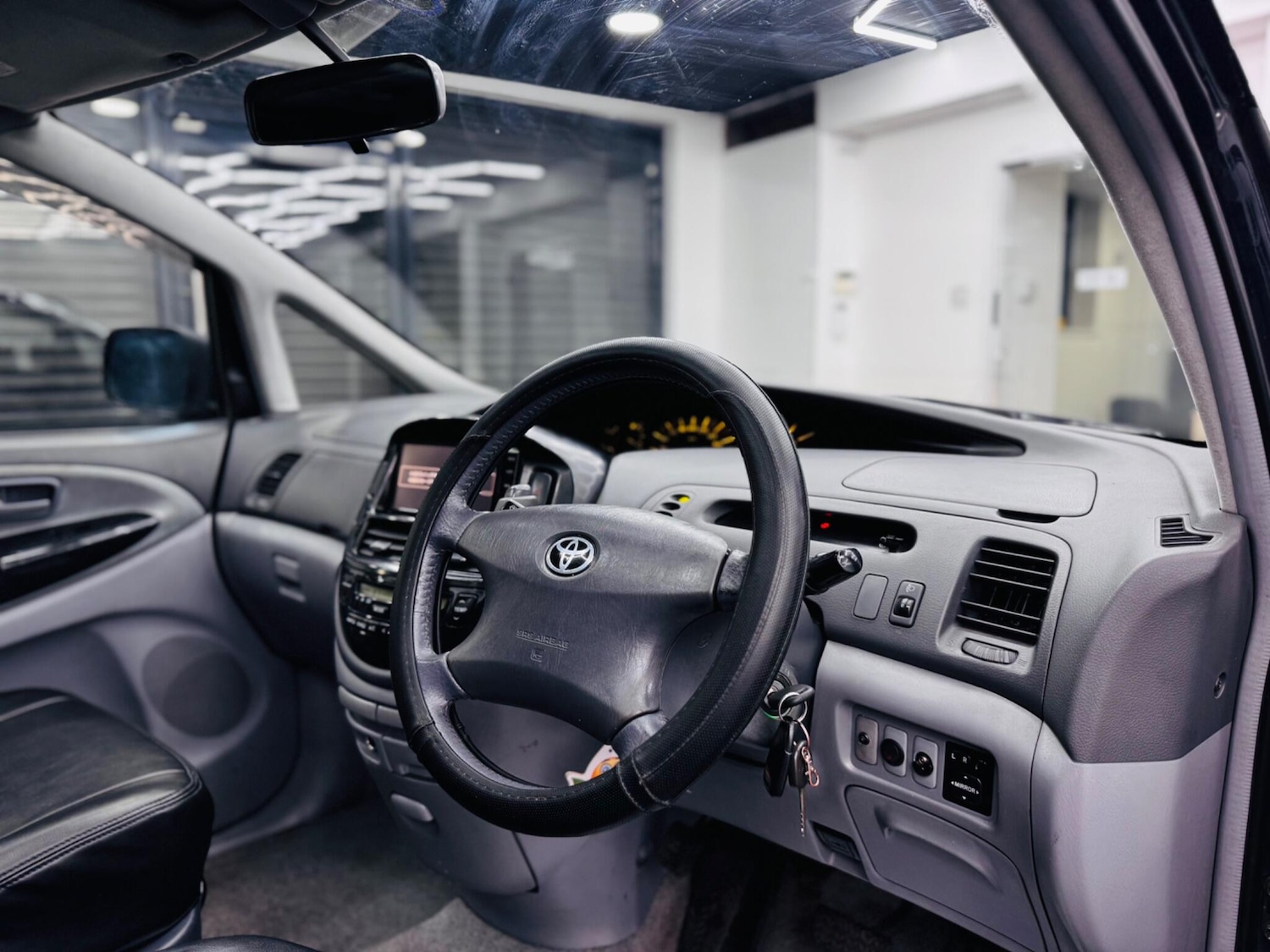 Used Toyota Previa 2011 for sale - 78157890: Photo 14