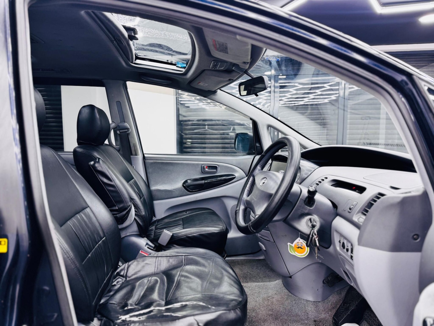 Used Toyota Previa 2011 for sale - 78157890: Photo 18