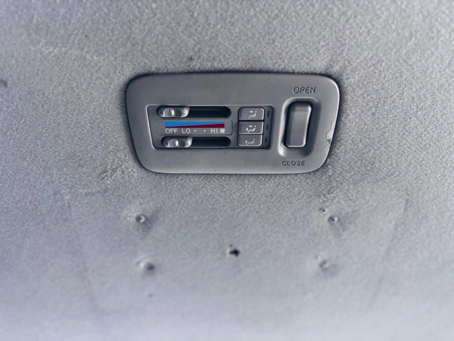 Used Toyota Previa 2011 for sale - 78157890: Photo 21