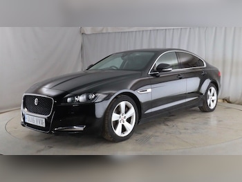 Used Jaguar XF 2016 for sale - 78245173: Photo