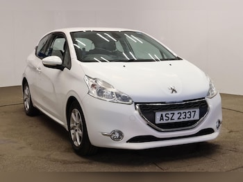 Used Peugeot 208 2013 for sale - 78548784: Photo