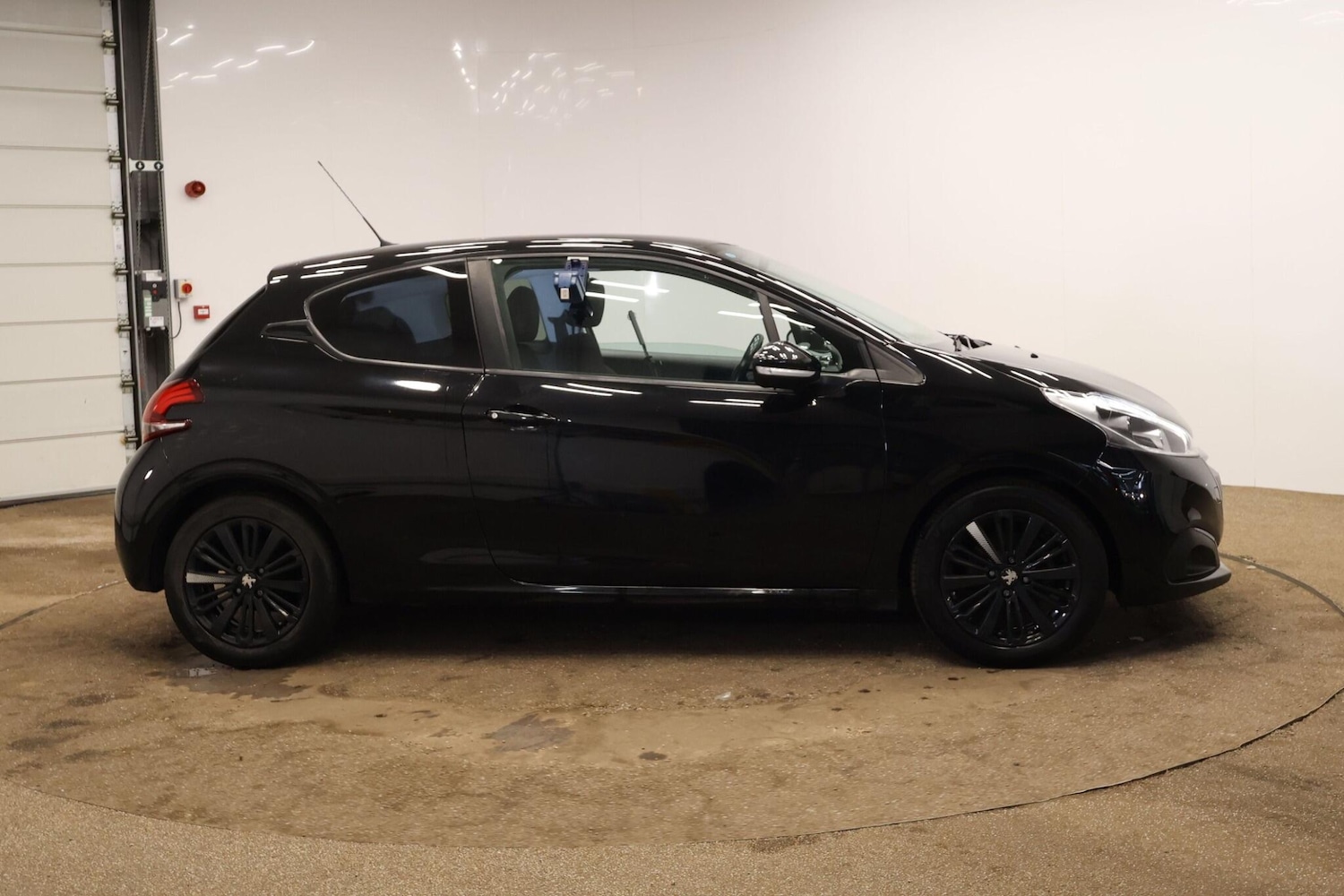 Used Peugeot 208 for sale - 77853778: Photo 6