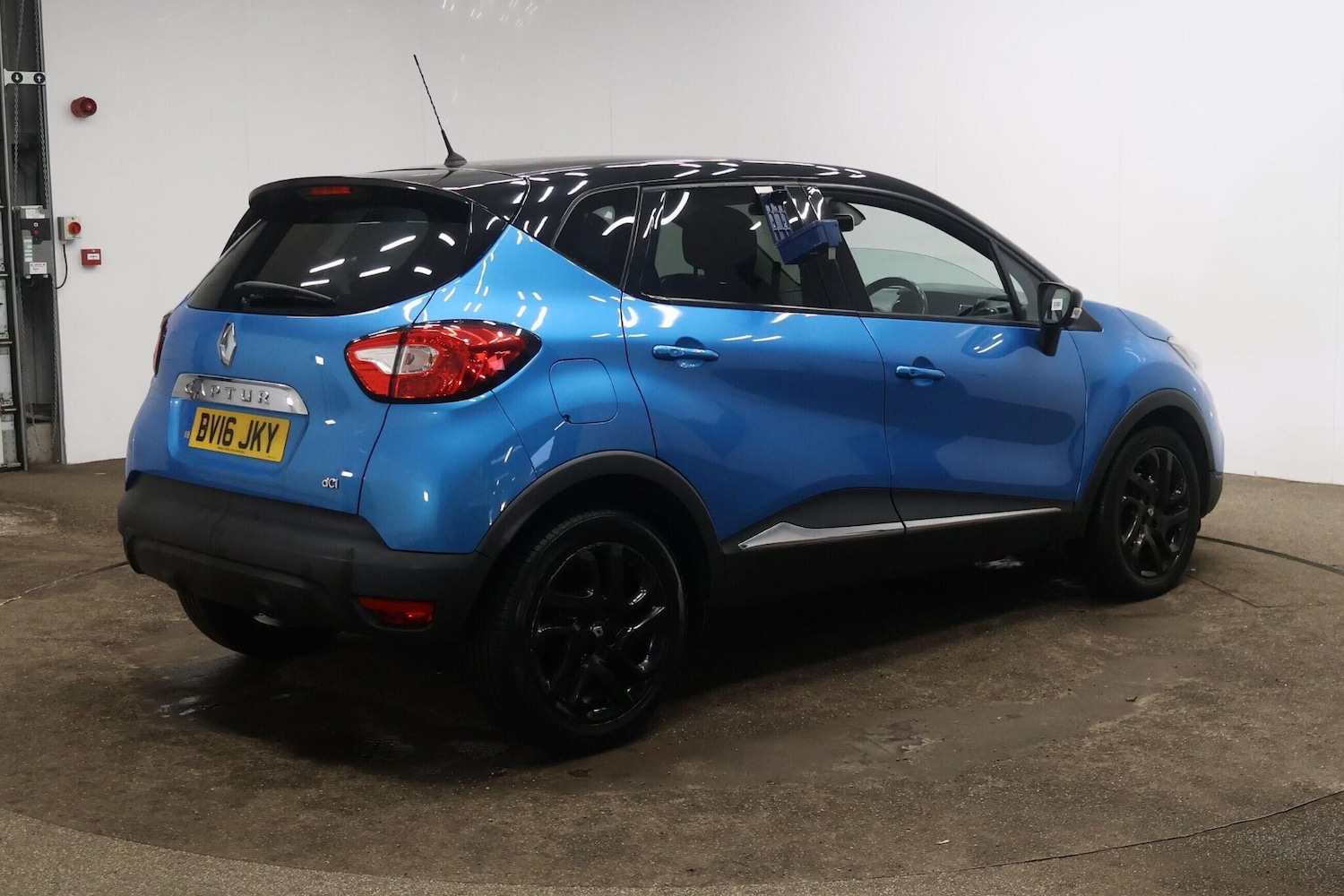 Used Renault Captur 2016 for sale - 77977856: Photo 5